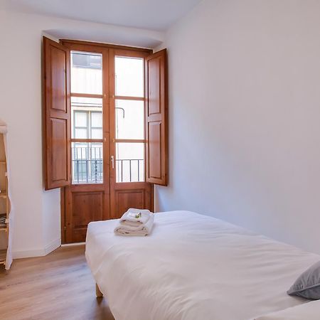 Flateli Cort Reial Apartment Girona Bagian luar foto